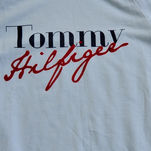 Tommy Hilfiger Women's Medium Long Sleeve - Picture 2 of 7